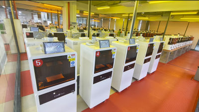 Shenzhen KTJ DentalLabs Co.,Ltd. productielijn van de fabrikant
