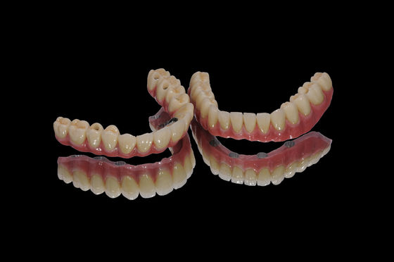 Alle op X Implantatie Zirconia brug met titanium basis Zirconia kroon brug